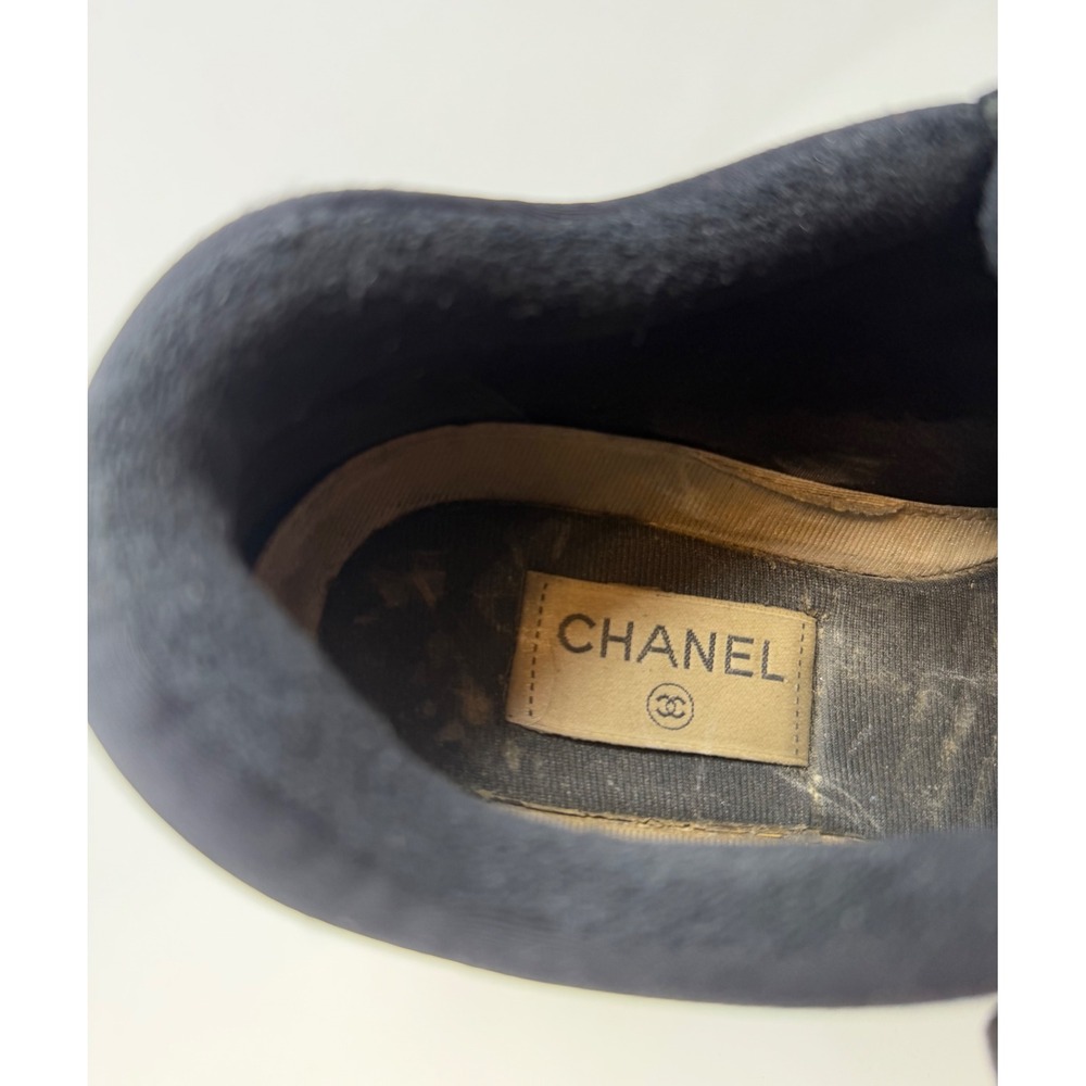 Chanel CC Triple Black Suede Trainer Sneaker Size 8 US 38 EU - Picture 8 of 9